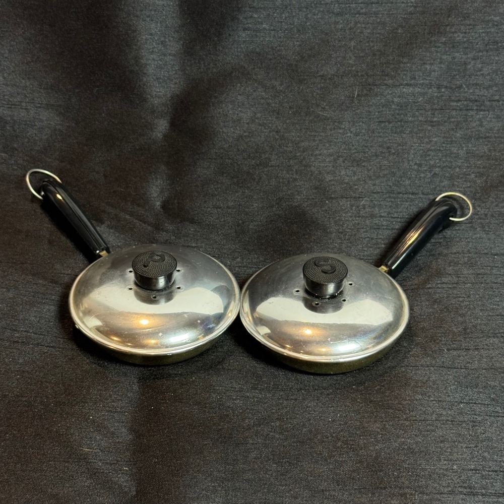 Vintage Brillium Frying Pan Salt and Pepper Shakers Set Mid Century Novelty